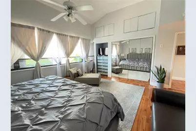 329 Poinciana Dr #909, Sunny Isles Beach, FL 33160 - Photo 14