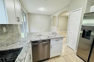 1592 SE 27th Ct, Homestead, FL 33035 - Photo 8