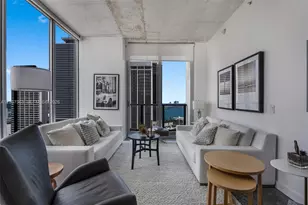 151 SE 1st St, Miami, FL 33131 - Photo 2