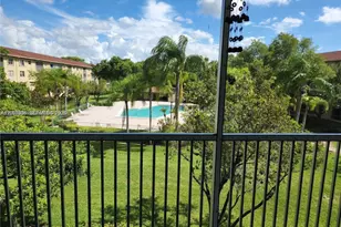 12501 SW 14th St, Pembroke Pines, FL 33027 - Photo 2