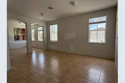 10852 SW 240th St, Homestead, FL 33032 - Photo 6