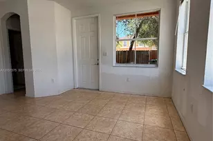 10852 SW 240th St, Homestead, FL 33032 - Photo 8