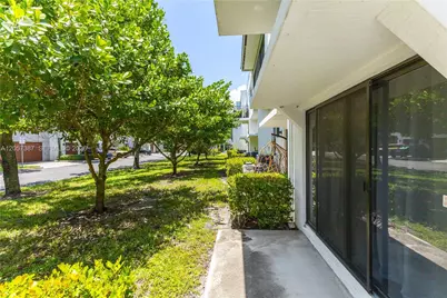 4444 NW 9th St #0, Plantation, FL 33317 - Photo 30