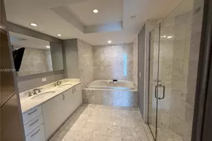 1331 Brickell Bay Dr, Miami, FL 33131 - Photo 22
