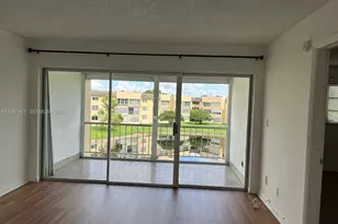 6090 NW 64th Ave, Tamarac, FL 33319 - Photo 4