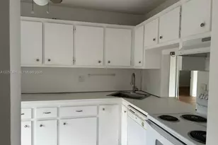 6090 NW 64th Ave, Tamarac, FL 33319 - Photo 8