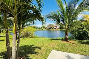 15635 SW 74 Circle, Miami, FL 33193 - Photo 2