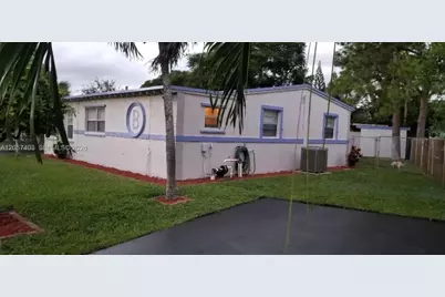 247 SW 21st Way, Fort Lauderdale, FL 33312 - Photo 2