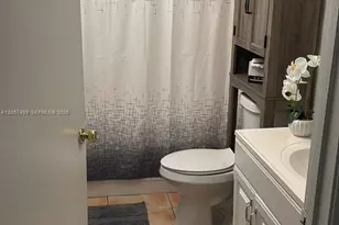 10000 NW 80th Ct, Hialeah Gardens, FL 33016 - Photo 2