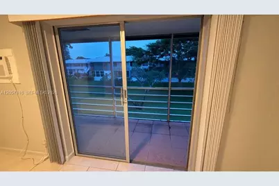 125 Canterbury  E #125, West Palm Beach, FL 33417 - Photo 14