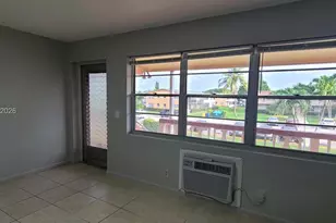 125 Canterbury E, West Palm Beach, FL 33417 - Photo 2
