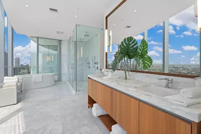 175 SE 25th St #4302, Miami, FL 33129 - Photo 6