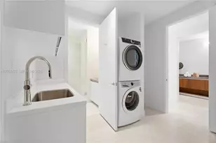 175 SE 25th St, Miami, FL 33129 - Photo 26