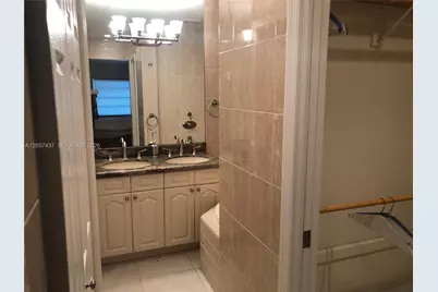 6339 Bay Club Dr #2, Fort Lauderdale, FL 33308 - Photo 16