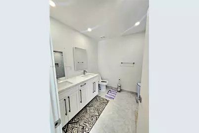 1430 NE 53rd Ct, Fort Lauderdale, FL 33334 - Photo 18