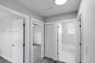 2288 W 4th Ct, Hialeah, FL 33010 - Photo 14
