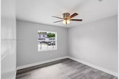 2288 W 4th Ct, Hialeah, FL 33010 - Photo 16