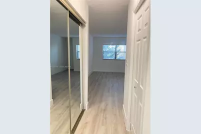 240 Lakeview Dr #303, Weston, FL 33326 - Photo 6