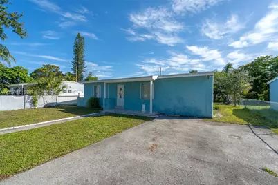 1207 Chateau Park Dr, Fort Lauderdale, FL 33311 - Photo 2