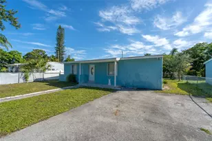 1207 Chateau Park Dr, Fort Lauderdale, FL 33311 - Photo 2