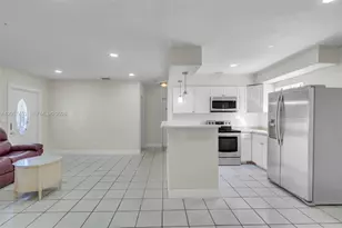 1207 Chateau Park Dr, Fort Lauderdale, FL 33311 - Photo 6