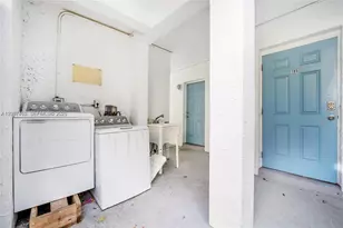 6966 Byron Ave, Miami Beach, FL 33141 - Photo 12