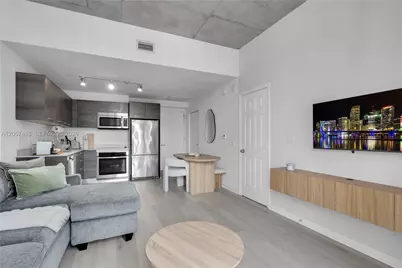 151 SE 1st St #2109, Miami, FL 33131 - Photo 4