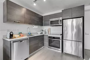 151 SE 1st St, Miami, FL 33131 - Photo 6