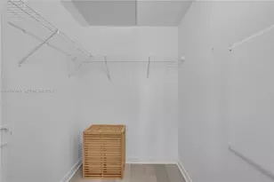 151 SE 1st St, Miami, FL 33131 - Photo 14