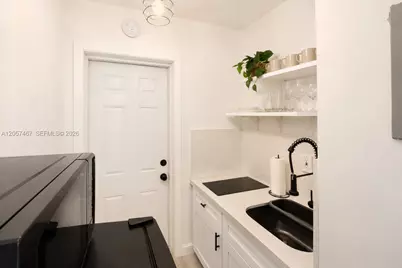 1440 SW 4th St, Miami, FL 33135 - Photo 10
