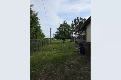 2816 9 Th SW, Lehigh Acres, FL 33976 - Photo 2