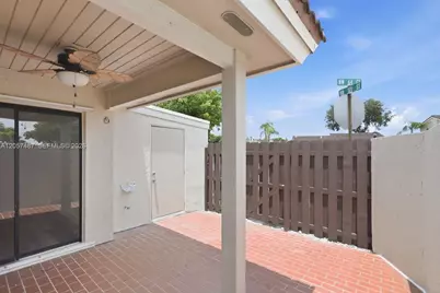 6473 NW 170th Ln, Hialeah, FL 33015 - Photo 18