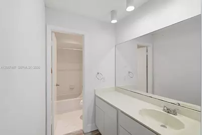 6473 NW 170th Ln, Hialeah, FL 33015 - Photo 14