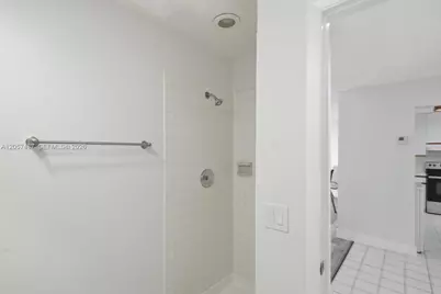 6473 NW 170th Ln, Hialeah, FL 33015 - Photo 16