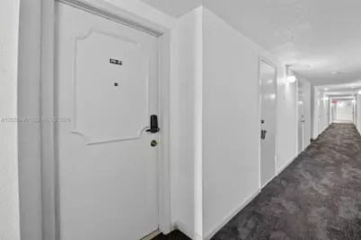 1817 S Ocean Dr #PH-19, Hallandale Beach, FL 33009 - Photo 24