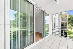 8421 Lagos De Campo Blvd, Tamarac, FL 33321 - Photo 28