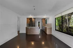 7020 NE 5th Ave, Miami, FL 33138 - Photo 12