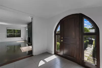 7020 NE 5th Ave, Miami, FL 33138 - Photo 2