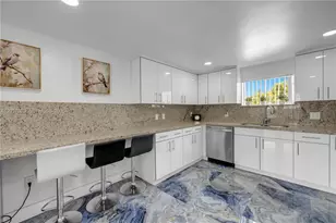 10350 SW 48th St, Miami, FL 33165 - Photo 16