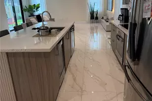10218 NW 76th Terrace, Doral, FL 33178 - Photo 6