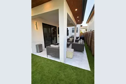 10218 NW 76th Ter, Doral, FL 33178 - Photo 30