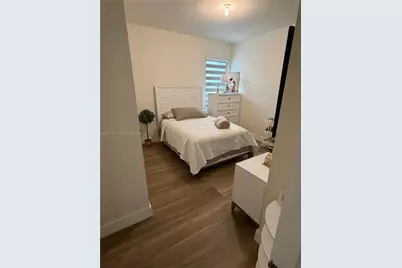 10218 NW 76th Ter, Doral, FL 33178 - Photo 14