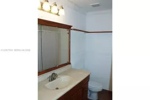459 Lakeview Dr, Weston, FL 33326 - Photo 6