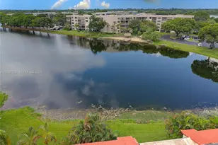 11444 NW 10th St, Pembroke Pines, FL 33026 - Photo 16