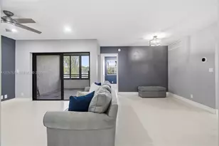 11444 NW 10th St, Pembroke Pines, FL 33026 - Photo 2