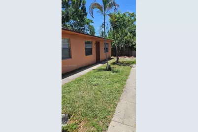 850 SW 6th Ct #3, Pompano Beach, FL 33060 - Photo 2