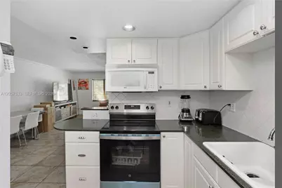 8617 SW 68th Ct #24, Pinecrest, FL 33156 - Photo 16
