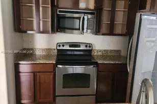 330 Carina Cir, Sanford, FL 32773 - Photo 1