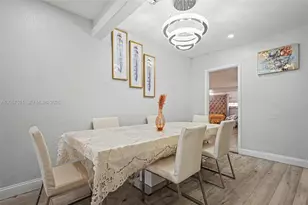 281 NE 169th St, North Miami Beach, FL 33162 - Photo 4