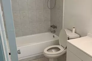 14221 N Kendall Dr, Miami, FL 33186 - Photo 8